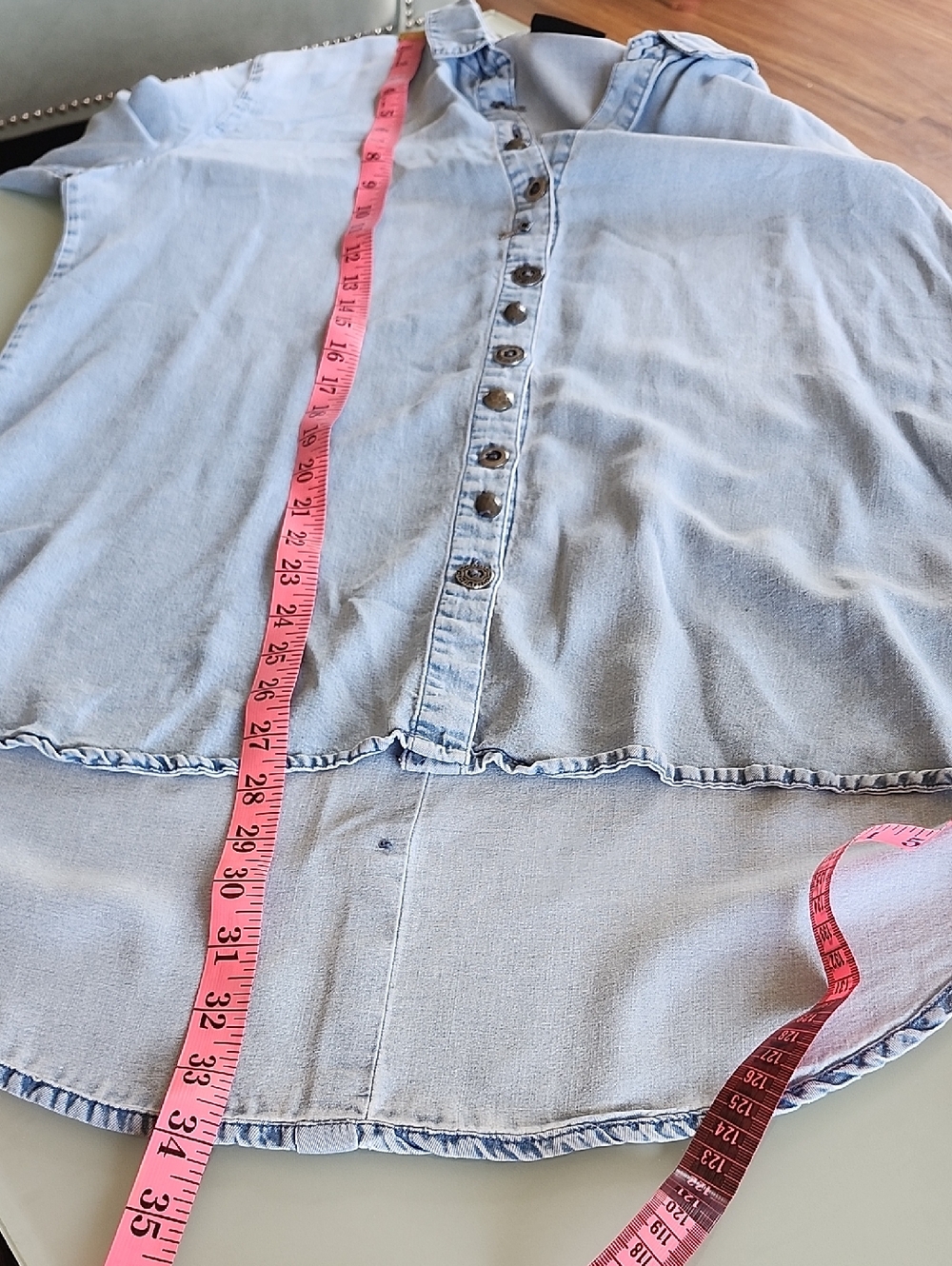 T&W Designs 100% Tencel Chambray Lightweight Denim Boho Chic Tunic Size L - Picture 8 of 11